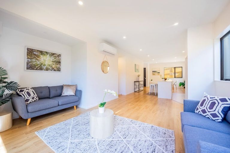 Photo of property in 18 Waka Street, Albany Heights, Auckland, 0632