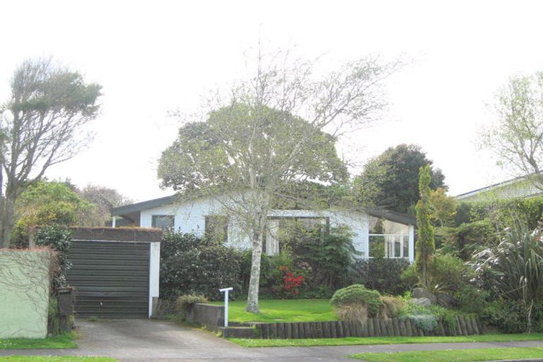 Photo of property in 160 Govett Avenue, Frankleigh Park, New Plymouth, 4310