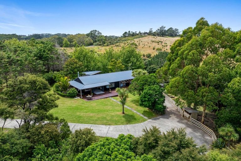 Photo of property in 105 Oyster Point Road, Kaukapakapa, Warkworth, 0984