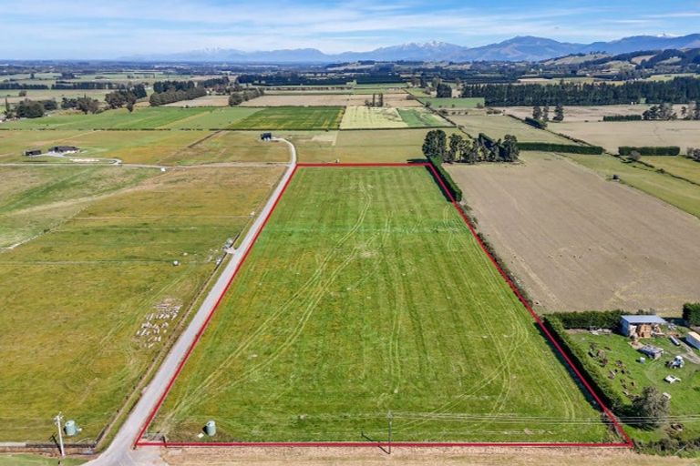 Photo of property in 53 Stoke School Road, Cust, 7471