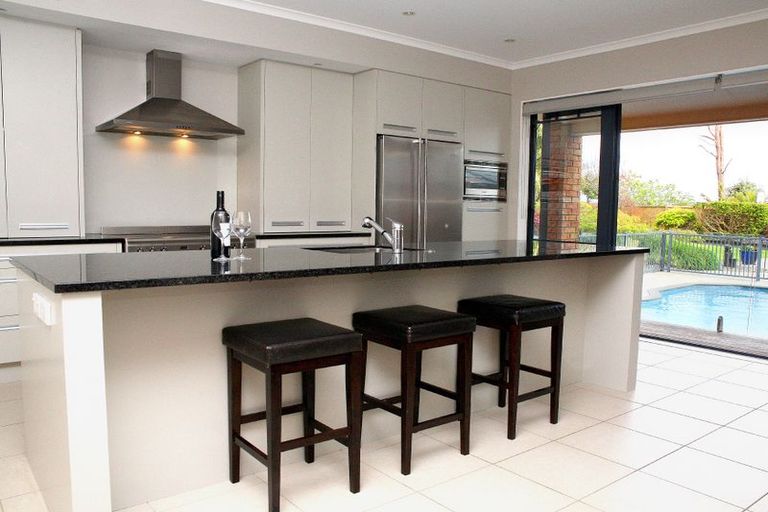 Photo of property in 245c Hill Road, The Gardens, Auckland, 2105