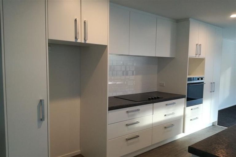 Photo of property in 18 Kahuparere Crescent, Pyes Pa, Tauranga, 3112