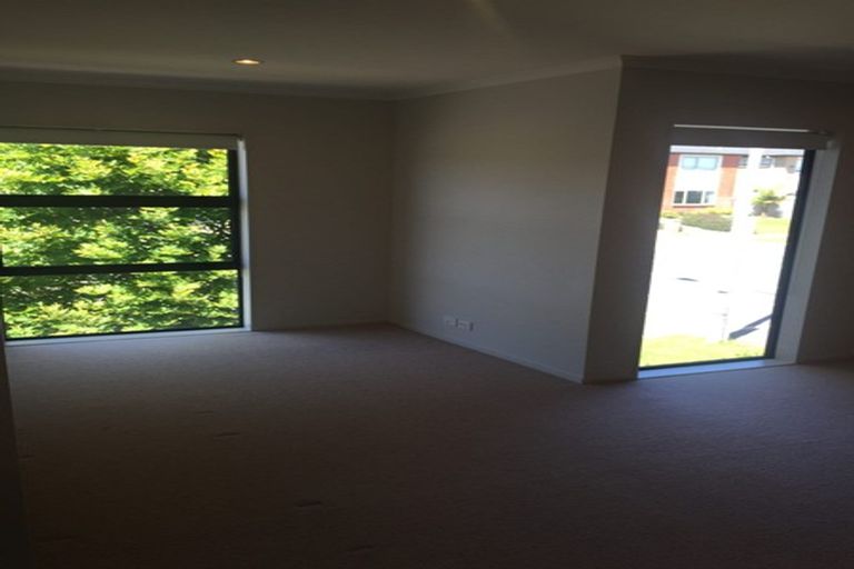 Photo of property in 2 Riviera Drive, Flat Bush, Auckland, 2019