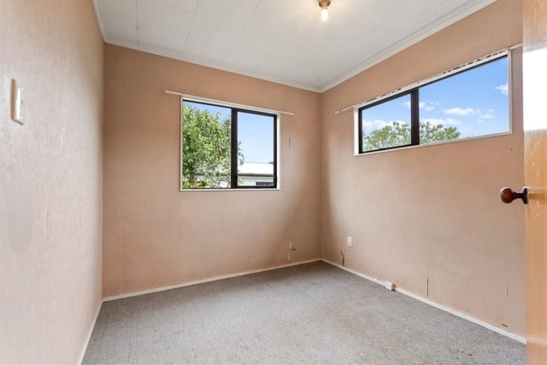 Photo of property in 130 Paramount Parade, Tikipunga, Whangarei, 0112