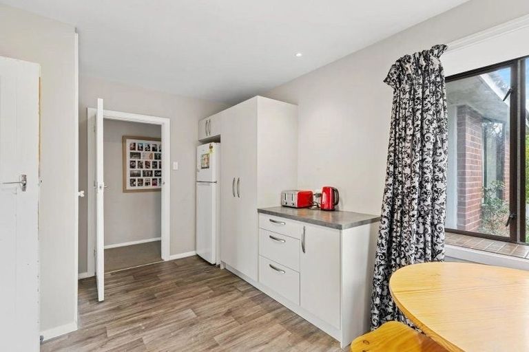 Photo of property in 42 Attlee Crescent, Bryndwr, Christchurch, 8053