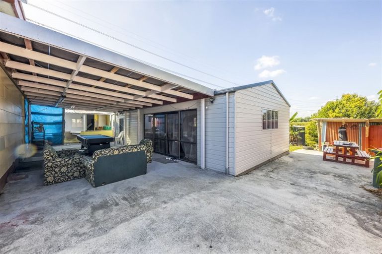 Photo of property in 27 Rountree Place, Conifer Grove, Takanini, 2112