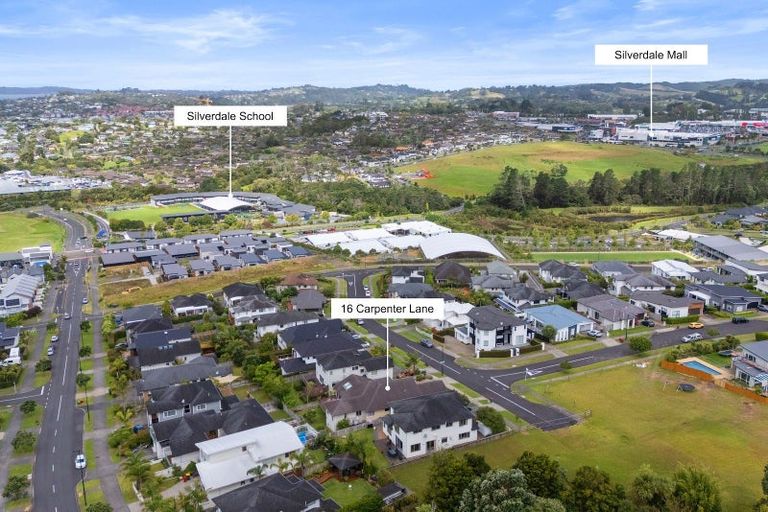 Photo of property in 16 Carpenter Lane, Silverdale, 0932