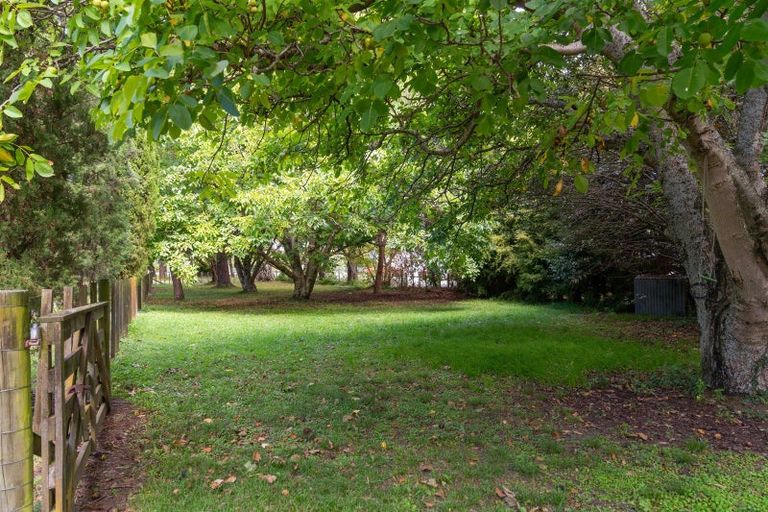 Photo of property in 2481 State Highway 2, Ahikouka, Greytown, 5794