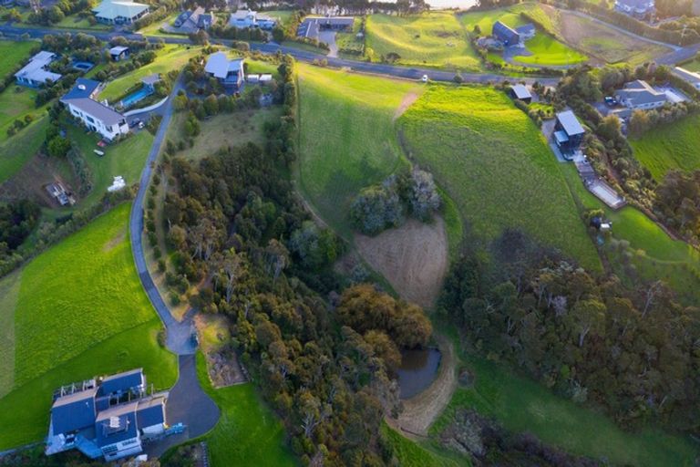 Photo of property in 220 Ridge Road, Mahurangi East, Warkworth, 0982