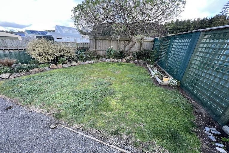 Photo of property in 16 Hydrabad Drive, Waitarere Beach, Levin, 5510