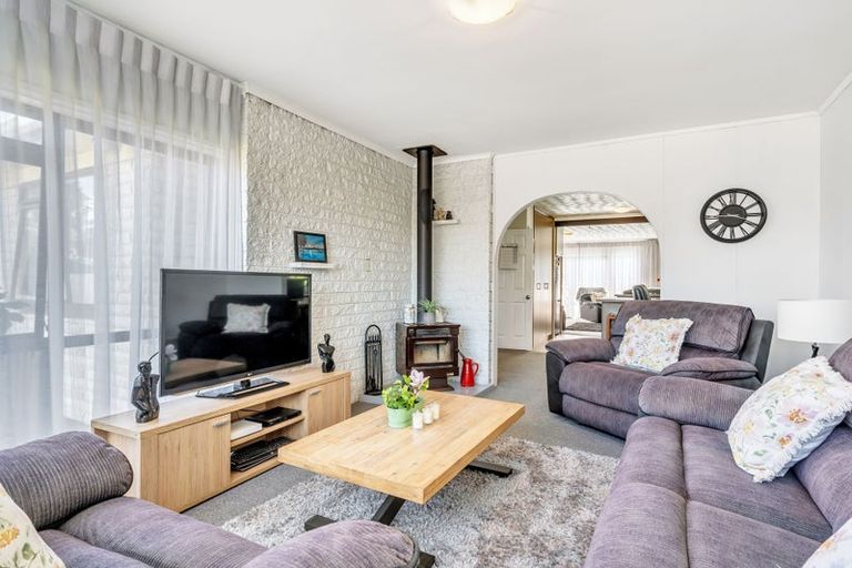 Photo of property in 155 Rowandale Avenue, Manurewa, Auckland, 2102