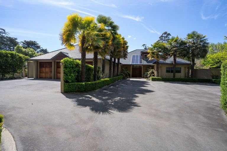 Photo of property in 236 Cashmere Road, Hoon Hay, Christchurch, 8025