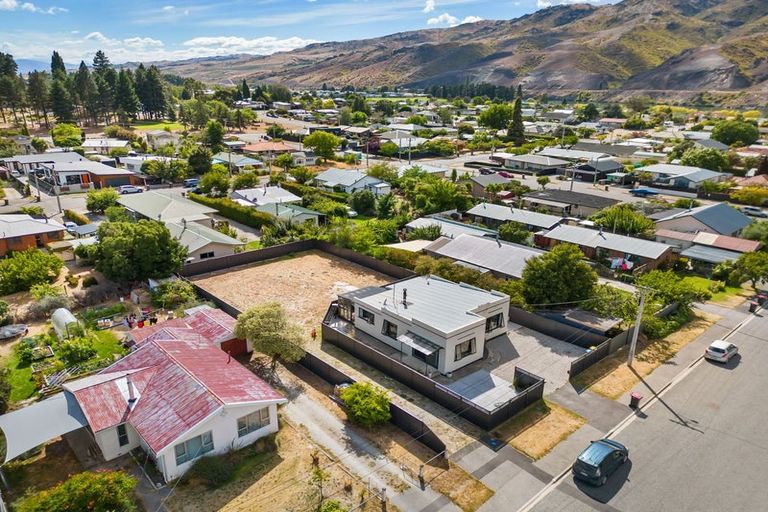 Photo of property in 35a Ray Street, Cromwell, 9310