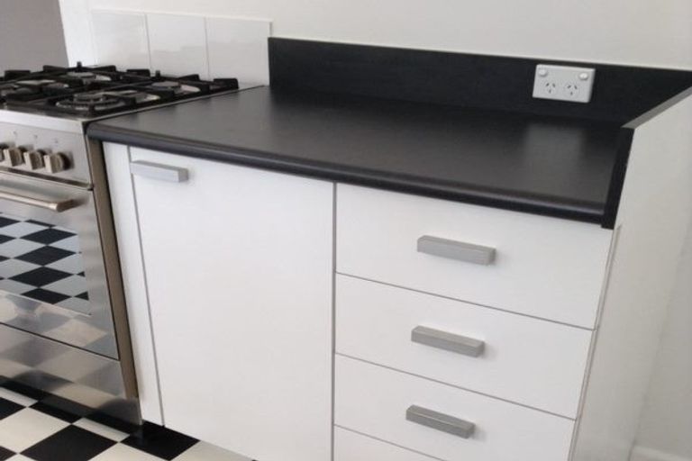 Photo of property in 29 Hutcheson Street, Sydenham, Christchurch, 8023