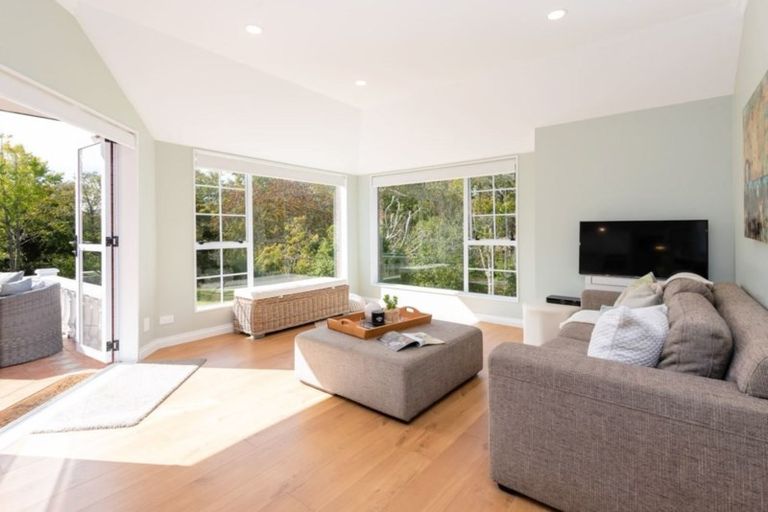 Photo of property in 35 Potts Road, Whitford, Howick, 2571