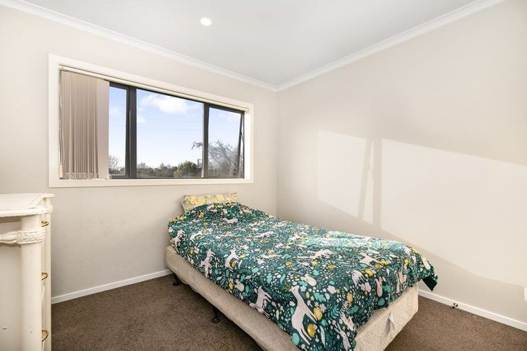 Photo of property in 6a Braeburn Place, Takanini, 2112