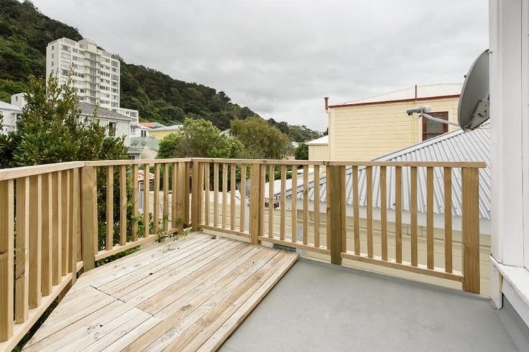 Photo of property in 132 Tinakori Road, Thorndon, Wellington, 6011