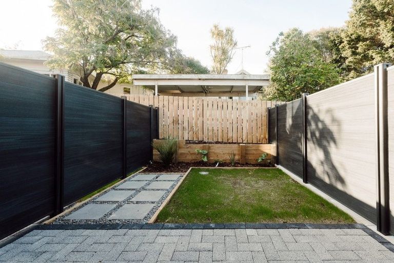 Photo of property in 3/5 Fields Road, Manurewa, Auckland, 2102