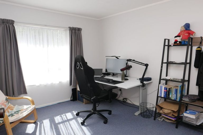 Photo of property in 2 Thimble Lane, Whitby, Porirua, 5024