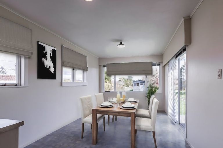 Photo of property in 15 Chorley Avenue, Massey, Auckland, 0614