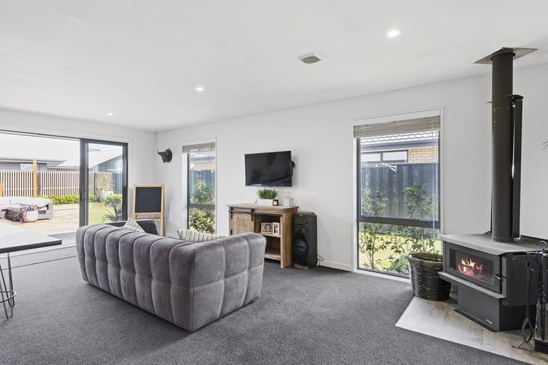 Photo of property in 18 Oaks Drive, Lincoln, 7608