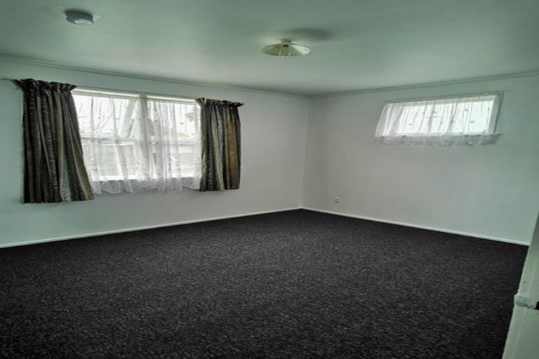 Photo of property in 4 Marybeth Place, Rosehill, Papakura, 2113