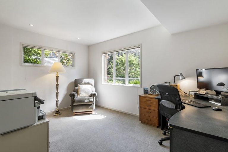 Photo of property in 38 Saddleback Rise, Murrays Bay, Auckland, 0630