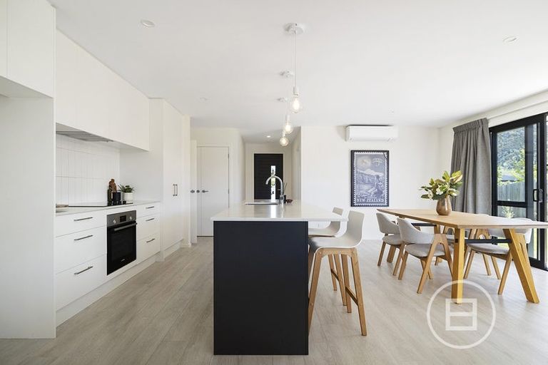 Photo of property in 6 Mallard Street, Albert Town, Wanaka, 9305