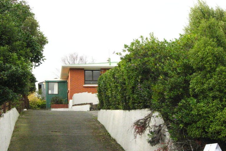 Photo of property in 34 Bayne Terrace, Macandrew Bay, Dunedin, 9014