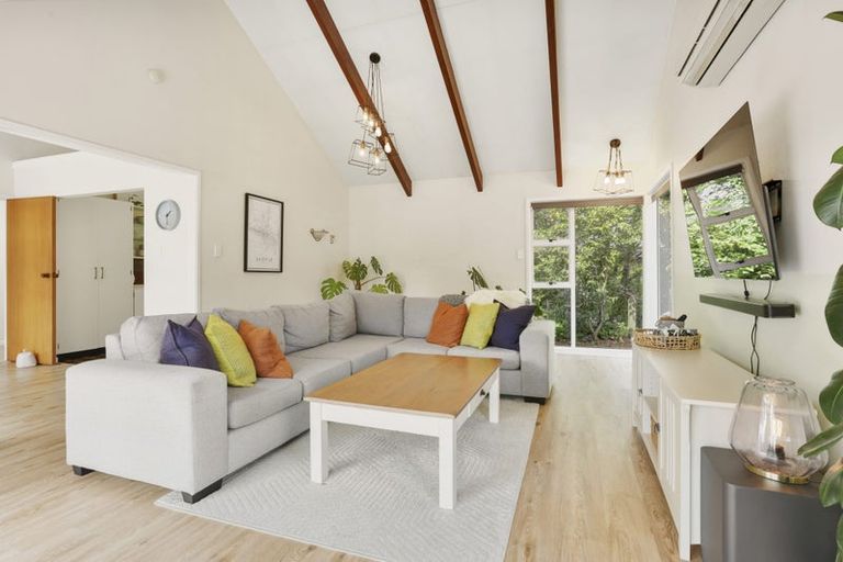 Photo of property in 2/38a Greers Road, Burnside, Christchurch, 8041