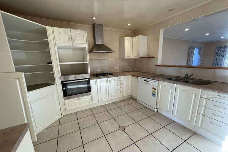 Photo of property in 39 Linwood Avenue, Forrest Hill, Auckland, 0620