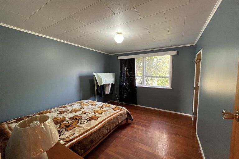 Photo of property in 118 Chichester Drive, Rosehill, Papakura, 2113