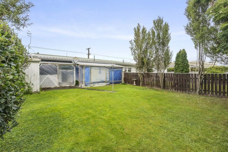 Photo of property in 89 Weraroa Road, Levin, 5510