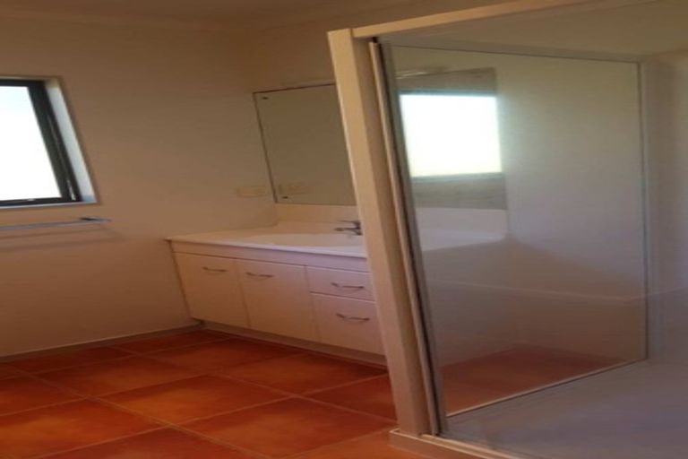 Photo of property in 6 Ruze Vida Drive, Massey, Auckland, 0614