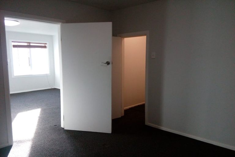 Photo of property in 104a Darlington Road, Miramar, Wellington, 6022