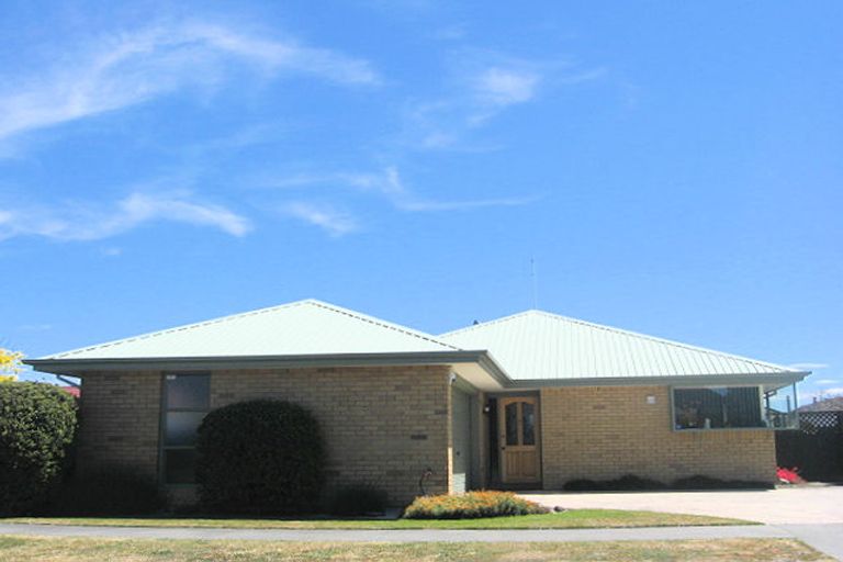 Photo of property in 14 Glenconnor Place, Burwood, Christchurch, 8083