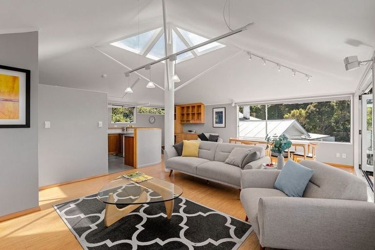 Photo of property in 90b Awa Road, Seatoun, Wellington, 6022