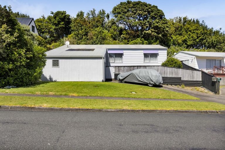 Photo of property in 33 Herekawe Drive, Spotswood, New Plymouth, 4310