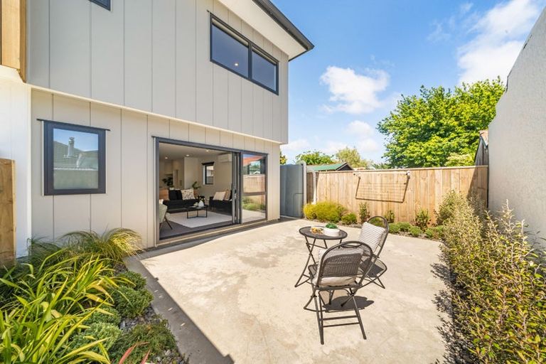 Photo of property in 9/104 Martin Street, Wallaceville, Upper Hutt, 5018