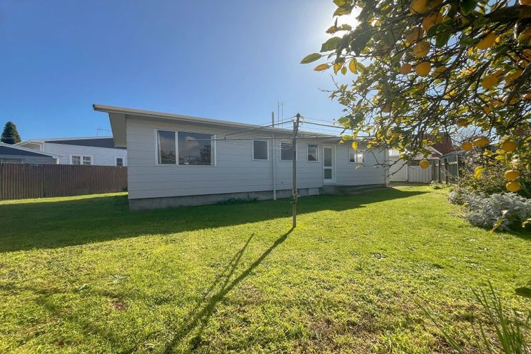Photo of property in 108a Bartholomew Road, Levin, 5510