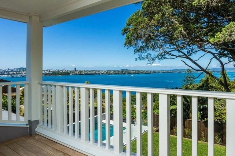 Photo of property in 24 Hinemoa Street, Birkenhead, Auckland, 0626