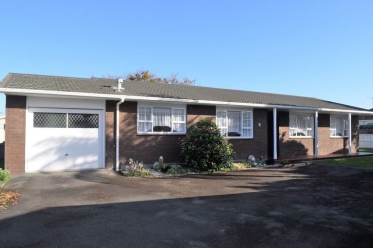 Photo of property in 9 Old Coach Road South, Otaki Beach, Otaki, 5512