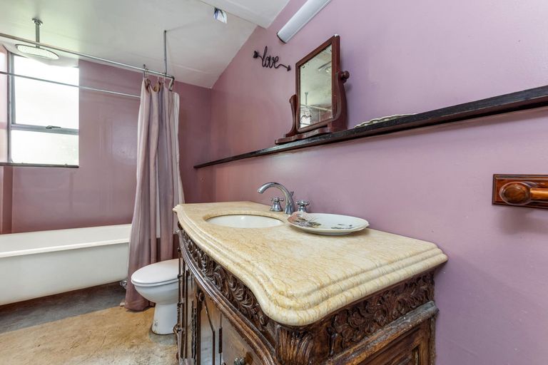 Photo of property in 20 Bexley Place, Pahurehure, Papakura, 2113