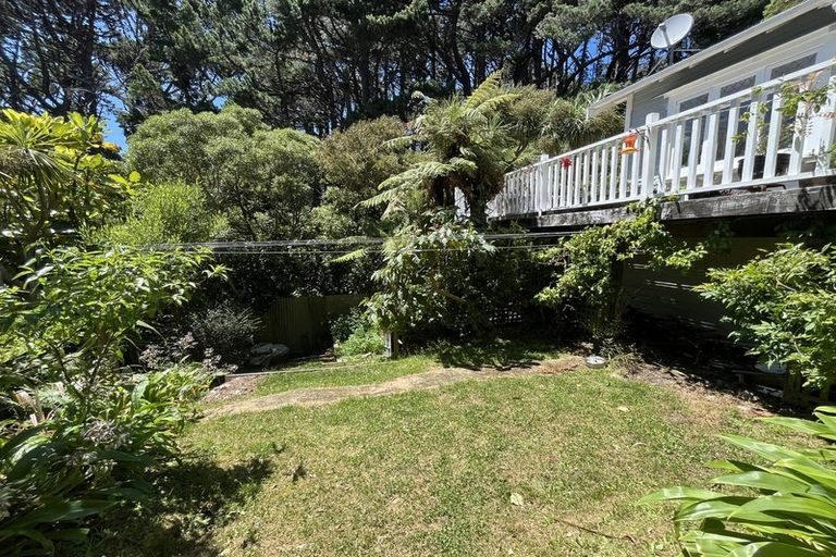 Photo of property in 10 Connaught Terrace, Brooklyn, Wellington, 6021