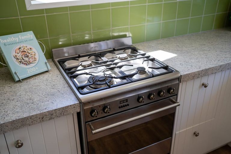 Photo of property in 2 Pepys Place, Leamington, Cambridge, 3432