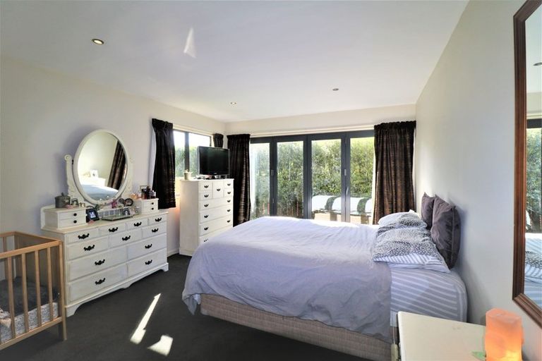 Photo of property in 106a Kings Drive, Wanaka, 9305