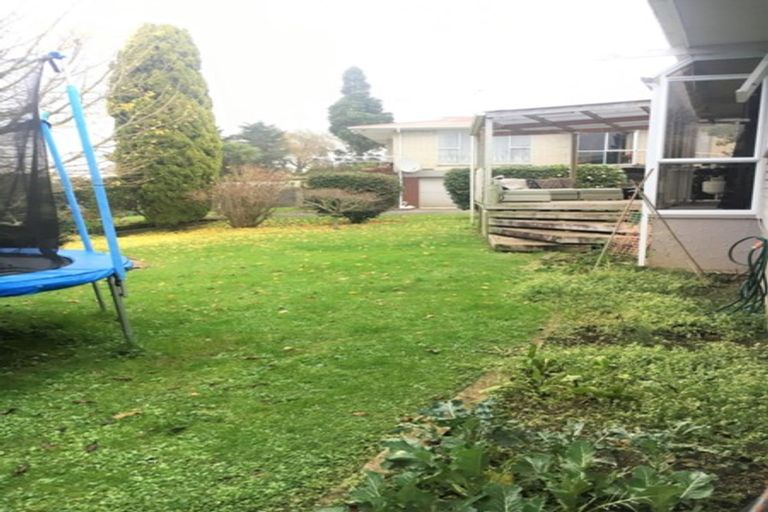 Photo of property in 83 Tuhikaramea Road, Dinsdale, Hamilton, 3204