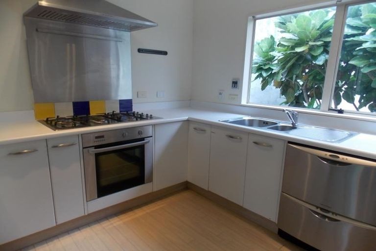 Photo of property in 16c Moturoa Street, Pipitea, Wellington, 6011