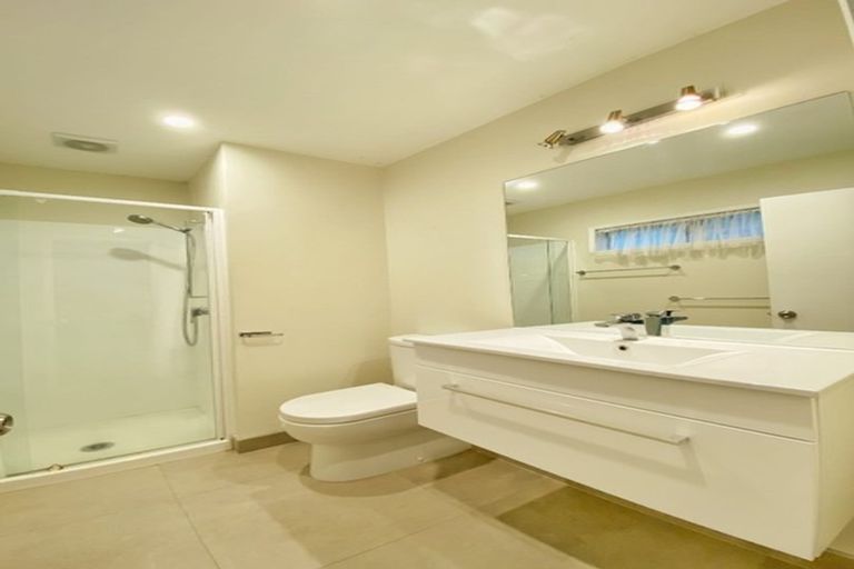 Photo of property in 77 Attwood Road, Paremoremo, Auckland, 0632