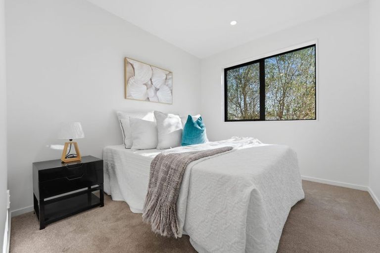 Photo of property in 3 Gill Avenue, Te Atatu Peninsula, Auckland, 0610
